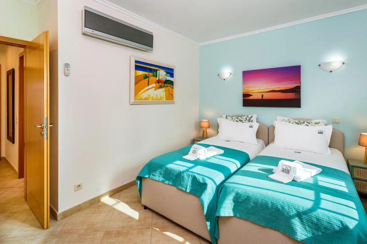Falesia Cliff Apartment By The Portuguese Butler Albufeira